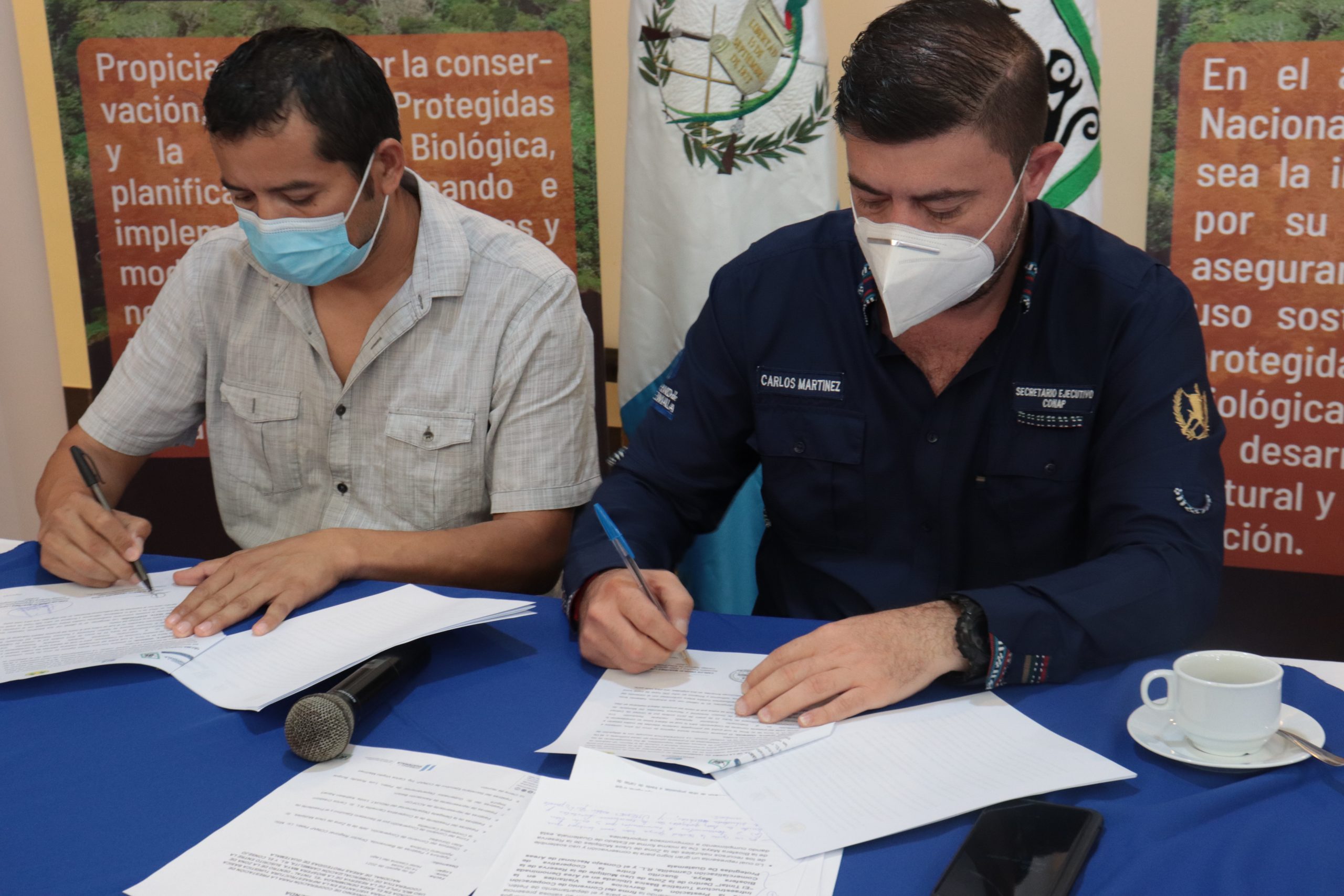 El CONAP y la Cooperativa Carmelita firman convenio para la  infraestructura turística básica en “El Tintal”